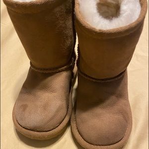 Toddler UGG boots size 6